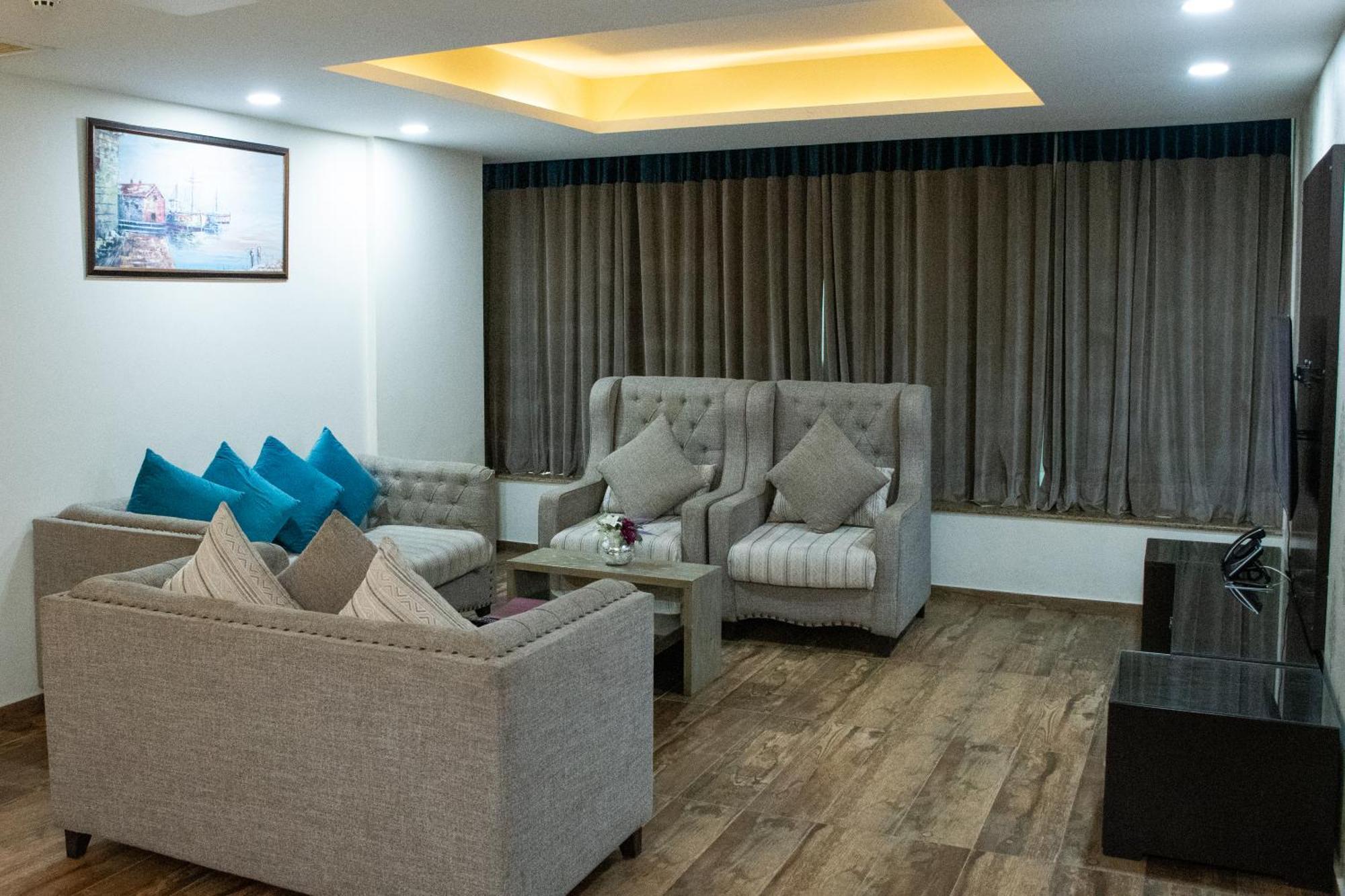 Centaurus Hotel Suites Islamabad Ngoại thất bức ảnh